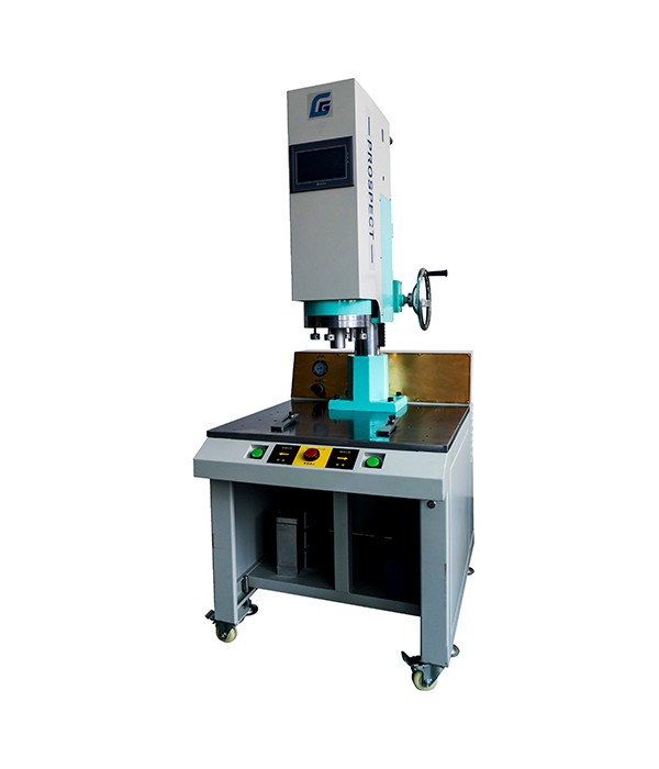 超聲波塑膠焊接機(jī)在數(shù)據(jù)線綁帶上的應(yīng)用(圖1) 超聲波塑膠焊接機(jī)在數(shù)據(jù)線綁帶上的應(yīng)用(圖1)